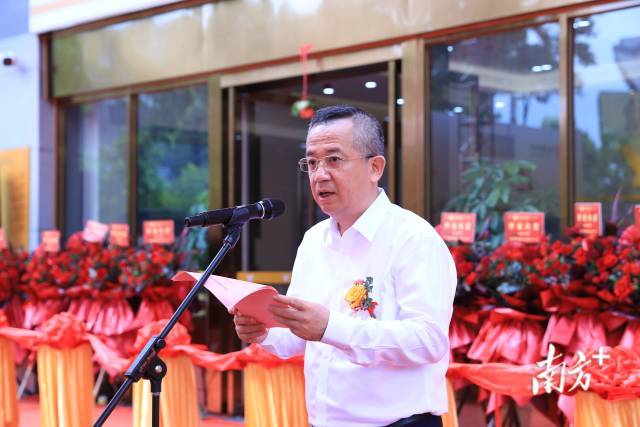 凯发天生一触即发集团首席资本运营官，创兴银行董事李锋。 受访者供图